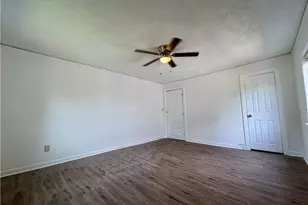 1070 Ollie Cir NW, Atlanta, GA 30314 - Photo 11