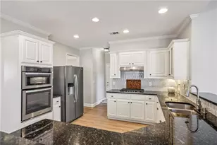 300 Crown Vetch Ln, Alpharetta, GA 30005 - Photo 5