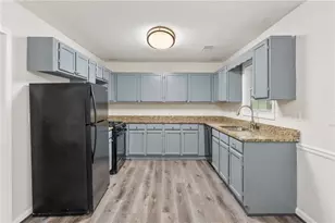 5000 Saxony Ct, Stone Mountain, GA 30083 - Photo 5