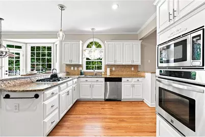 5000 Fairhaven Way NE, Roswell, GA 30075 - Photo 15