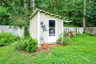 235 Barrington Dr, Roswell, GA 30076 - Photo 21