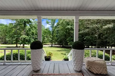 425 Greenleaf Drive, Lavonia, GA 30553 - Photo 7