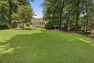 245 Lakemont Dr, Roswell, GA 30075 - Photo 9