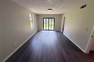 165 Splitwood Ln, Fairburn, GA 30213 - Photo 3