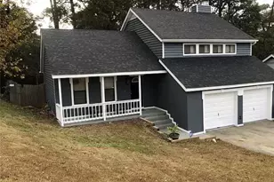 976 Worcester Pl NW, Lilburn, GA 30047 - Photo 1