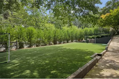 4320 Lakehaven Drive NE, Atlanta, GA 30319 - Photo 57