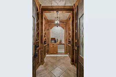 4320 Lakehaven Drive NE, Atlanta, GA 30319 - Photo 15