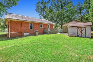 211 Harmony St, Commerce, GA 30529 - Photo 23