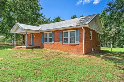 211 Harmony Street, Commerce, GA 30529 - Photo 5