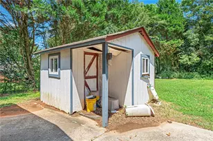211 Harmony St, Commerce, GA 30529 - Photo 25