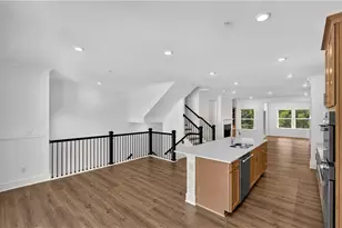 452 Brodie Dr, Woodstock, GA 30188 - Photo 5