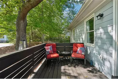 585 Westchester Circle SW, Marietta, GA 30064 - Photo 5