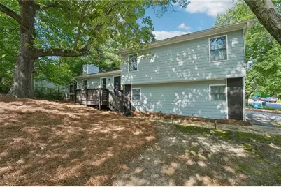 585 Westchester Circle SW, Marietta, GA 30064 - Photo 3
