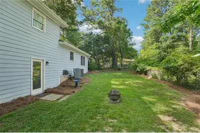 585 Westchester Circle SW, Marietta, GA 30064 - Photo 41