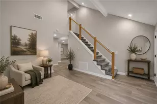 1044 Autumn Crest Ct, Stone Mountain, GA 30083 - Photo 3