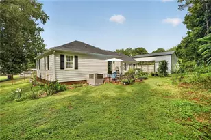 1042 Carl Bramlett Rd, Winder, GA 30680 - Photo 29