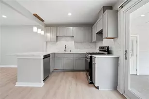3177 Woodlynne Way, Atlanta, GA 30340 - Photo 7