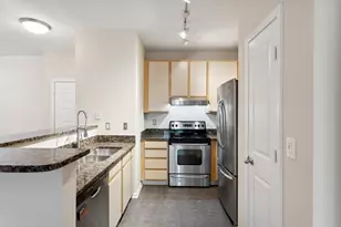 821 Ralph McGill Blvd NE, Atlanta, GA 30306 - Photo 3