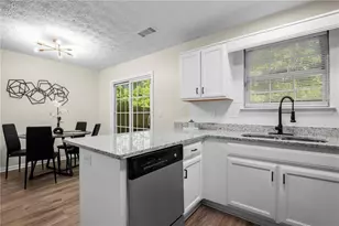2963 Fields Dr, Lithonia, GA 30038 - Photo 7