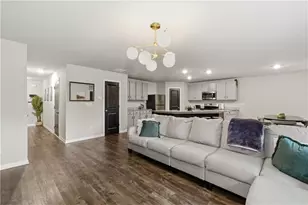 105 Oakbrook Ln, Covington, GA 30016 - Photo 13