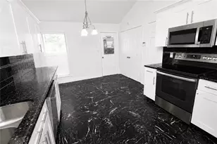 5165 Sterling Trace Ct NW, Lilburn, GA 30047 - Photo 19