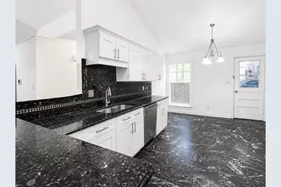 5165 Sterling Trace Court NW, Lilburn, GA 30047 - Photo 17