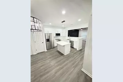 2860 Parkway Close, Lithonia, GA 30058 - Photo 9