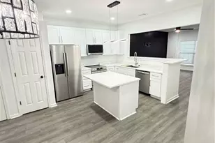 2860 Parkway Close, Lithonia, GA 30058 - Photo 9