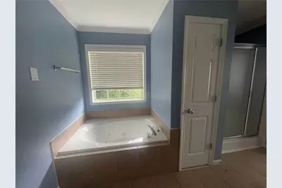 927 Park Hollow Way, Lawrenceville, GA 30043 - Photo 13