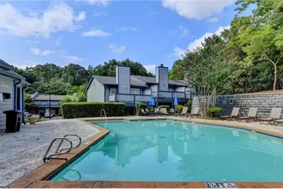 1305 Weatherstone Way NE, Atlanta, GA 30324 - Photo 15