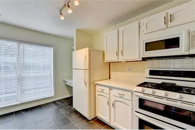 1305 Weatherstone Way NE, Atlanta, GA 30324 - Photo 39