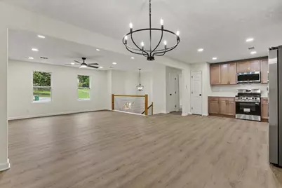 5055 S Woodbridge Trail, Stone Mountain, GA 30088 - Photo 7