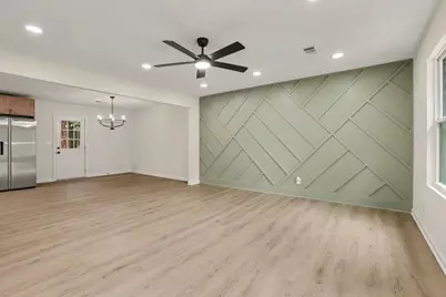 5055 S Woodbridge Trail, Stone Mountain, GA 30088 - Photo 5
