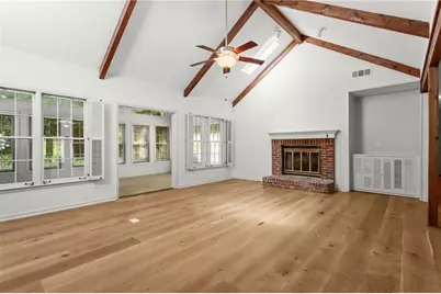 146 Lakeside Drive NW, Kennesaw, GA 30144 - Photo 5