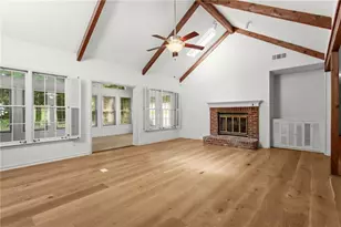 146 Lakeside Dr NW, Kennesaw, GA 30144 - Photo 5