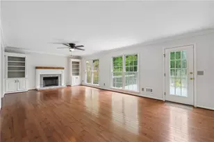 2565 Chestea Dr NE, Marietta, GA 30066 - Photo 7