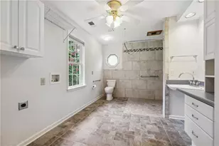 2565 Chestea Dr NE, Marietta, GA 30066 - Photo 9