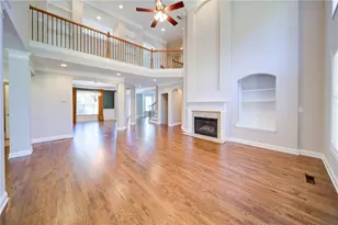 5660 Cascade Tr, Cumming, GA 30040 - Photo 9