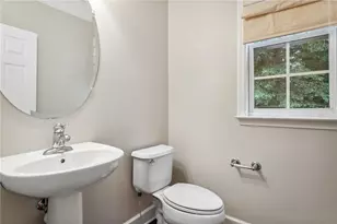 2263 Limehurst Dr NE, Brookhaven, GA 30319 - Photo 11