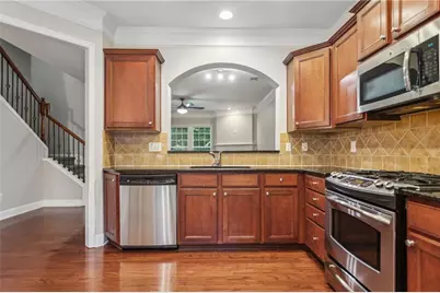 2263 Limehurst Drive NE, Brookhaven, GA 30319 - Photo 9