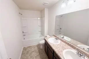 611 Dodson Lake Ct, Fairburn, GA 30213 - Photo 13