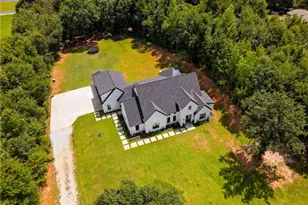 860 W Ridgeway Rd, Maysville, GA 30558 - Photo 7