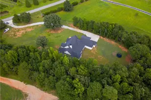 860 W Ridgeway Rd, Maysville, GA 30558 - Photo 11