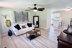 85 Martin St, Carrollton, GA 30117 - Photo 5