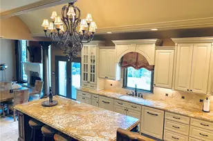 10295 Groomsbridge Rd, Johns Creek, GA 30022 - Photo 27