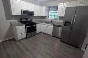 2153 Cherokee Valley Cir, Lithonia, GA 30058 - Photo 3