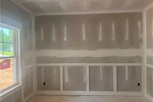 158 Blackberry Ct, Pendergrass, GA 30567 - Photo 3