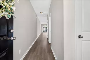 4688 Beacon Ridge Ln, Flowery Branch, GA 30542 - Photo 3
