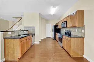 6286 Spring Knoll Ct, Tucker, GA 30084 - Photo 3