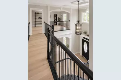 8430 Valemont Drive, Sandy Springs, GA 30350 - Photo 9
